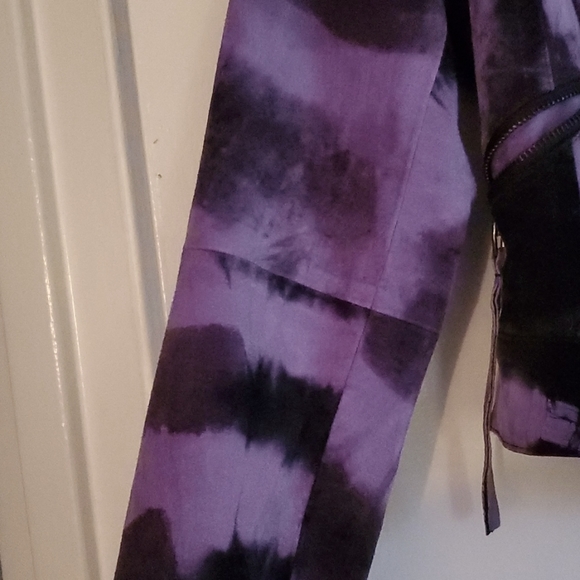 New Real Seude Tie-dyed Fringe Jacket 💜🖤